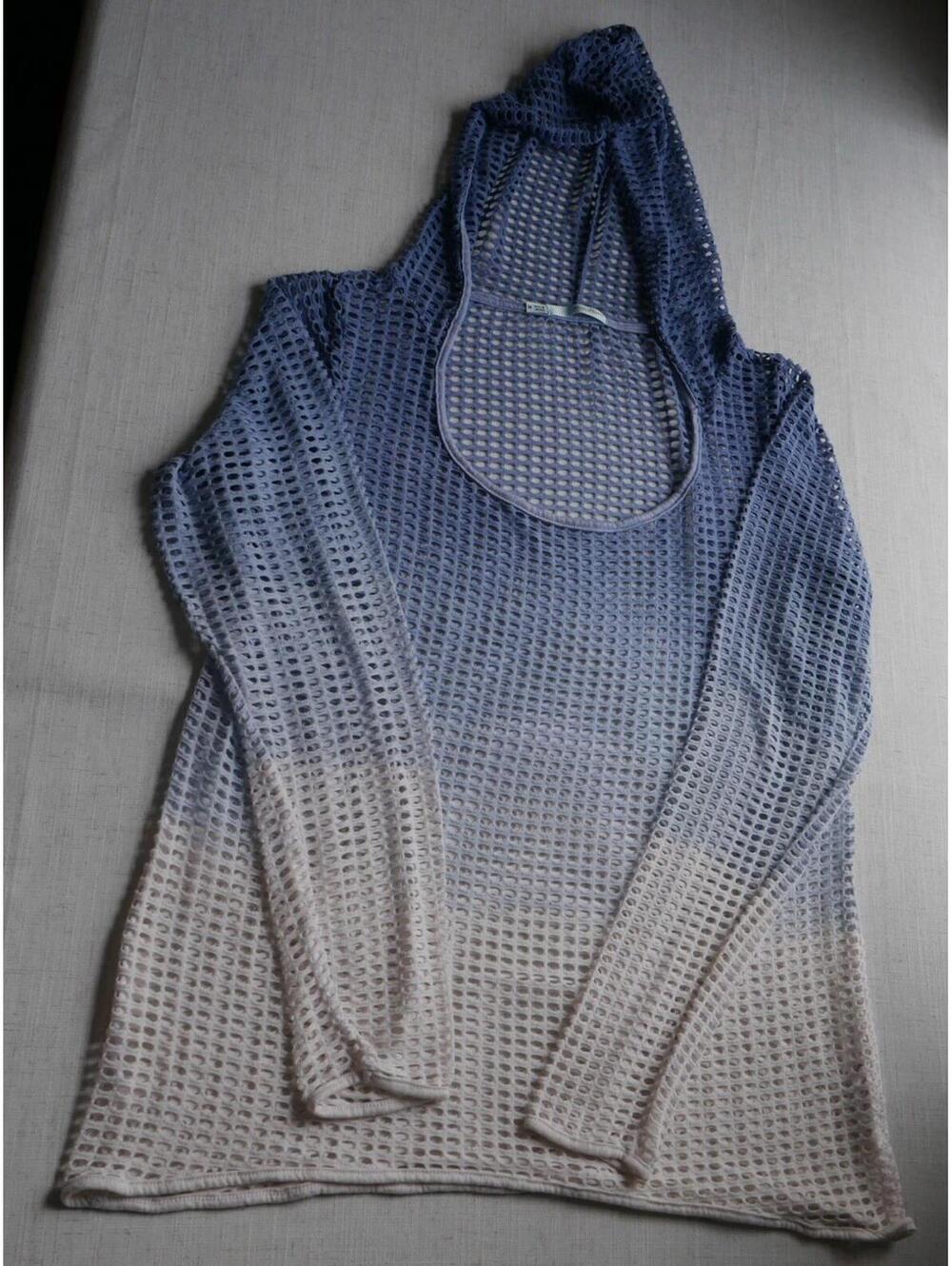 Maurices Size M Blue White Ombre Mesh Hooded Top Open Knit Y2K Festival Grunge